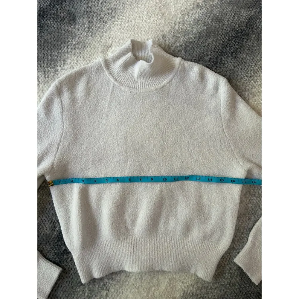 Zara Cropped Mock Neck Pullover Off White Soft Cozy Ribbed Sweater Size Medium - Picture 9 of 11